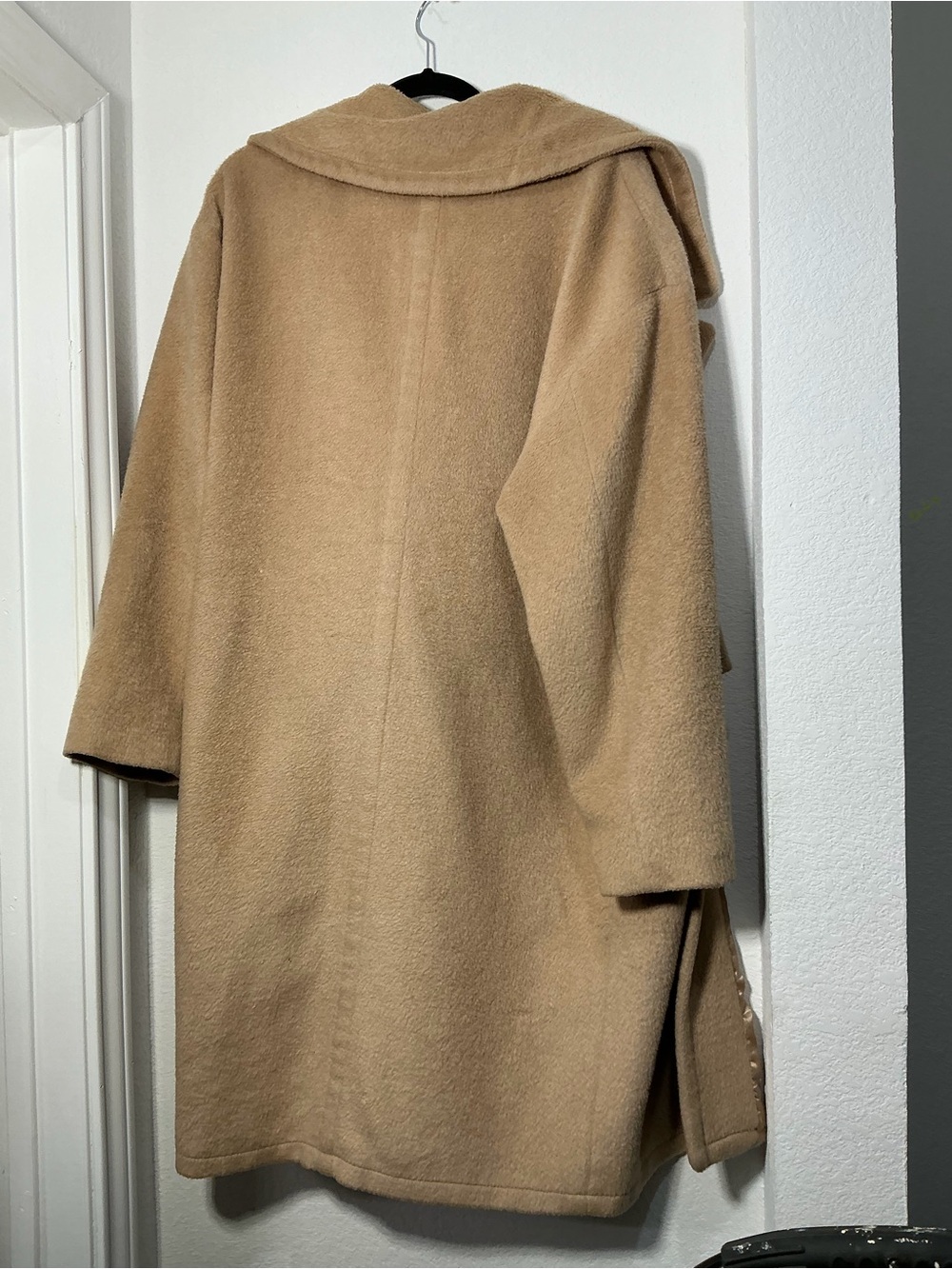 Badgley Mischka Camel Faux-Shearling Teddy Jacket - Picture 5 of 5